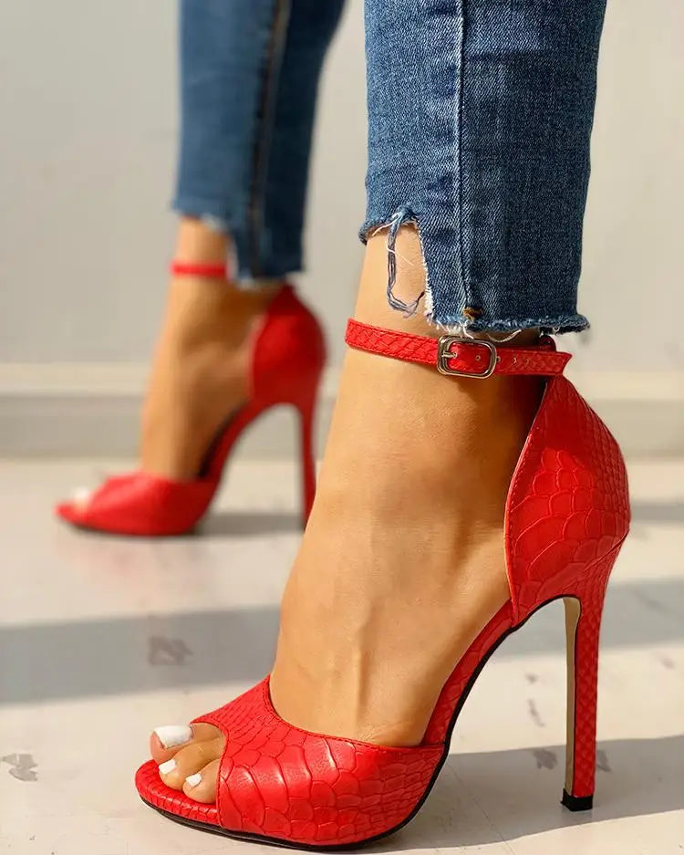 PLASIA | Talons Orthopédiques Élégants