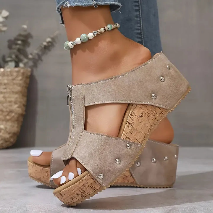 Gigi - Sandales à talons compensés élégantes