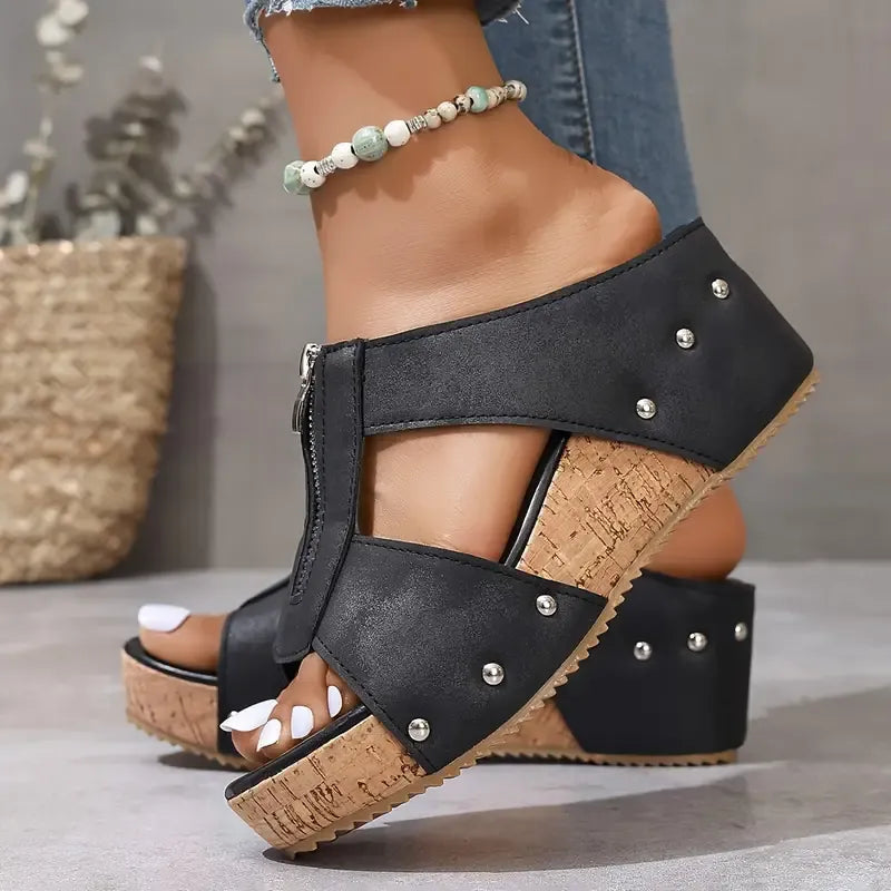 Gigi - Sandales à talons compensés élégantes
